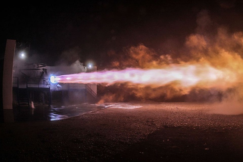 Испытания ракетного двигателя Raptor на стенде в сентябре 2016
