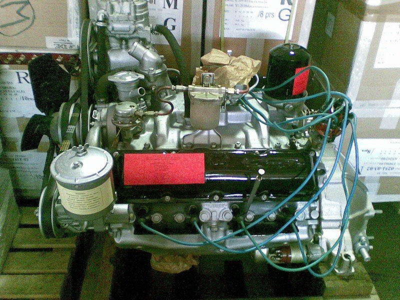 Двигатель ЗИЛ-130 с карбюратором