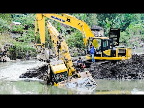Excavator Accident Heavy Recovery Komatsu PC200