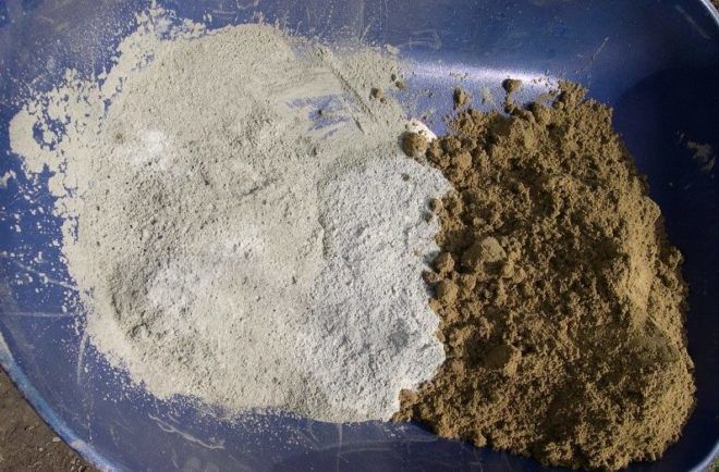 Песок с цементом помогут продлить срок службы покрытию