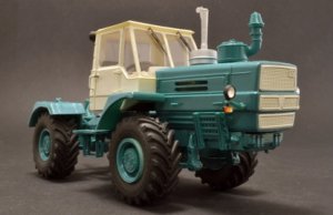 Первые выпускаемые в СССР тракторы Т-150