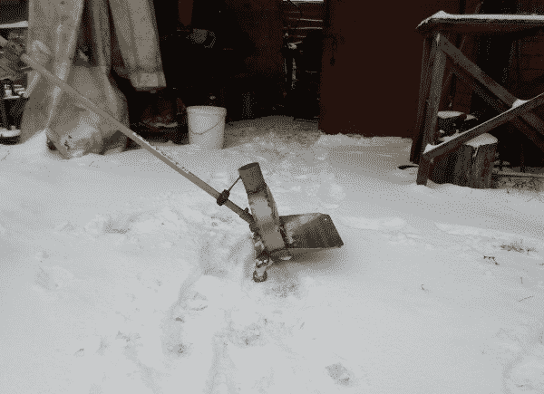 Снегоочиститель из триммера своими руками