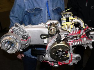 Двухтактный двигатель