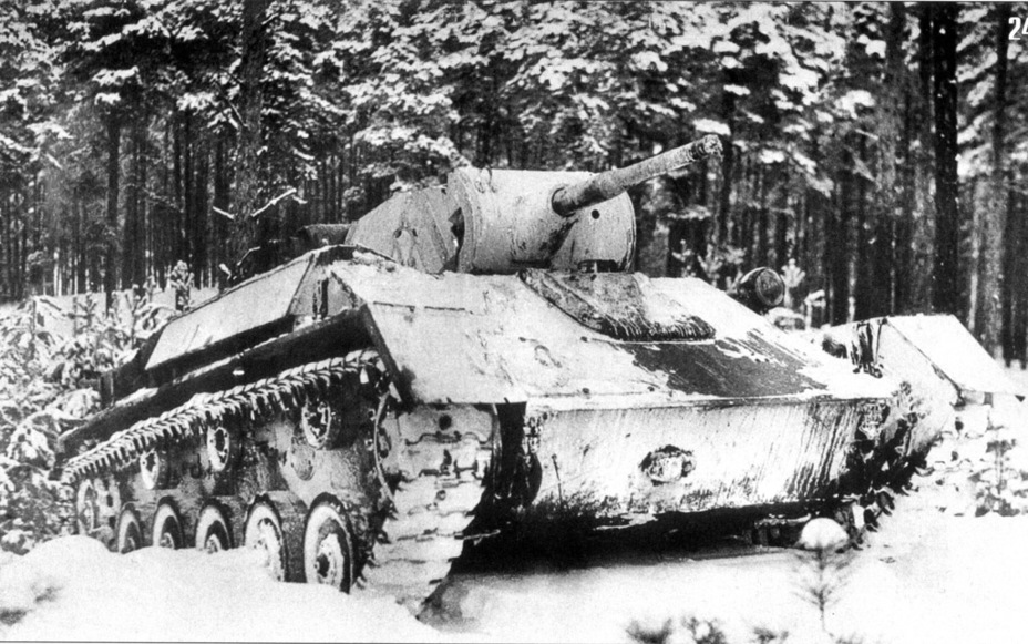​Один из первых Т-70Б с новой бронировкой орудийной маски, декабрь 1942 года - Поверхностная модернизация лёгкого танка 