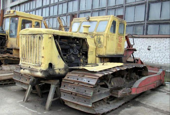 советский трактор